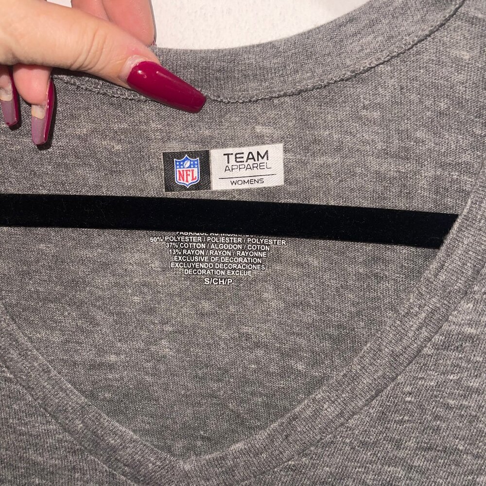 Baltimore Ravens Breast Cancer Awareness Womens T-shirt Size Small - Picture 2 of 2